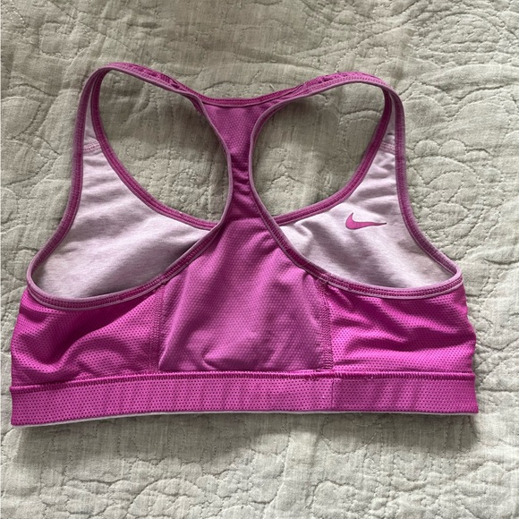 Nike Reversible Sports Bra - Picture 8 of 12